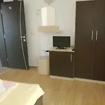 деневи 2* بريمورسكو