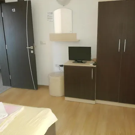 деневи 2* 普里莫尔斯科