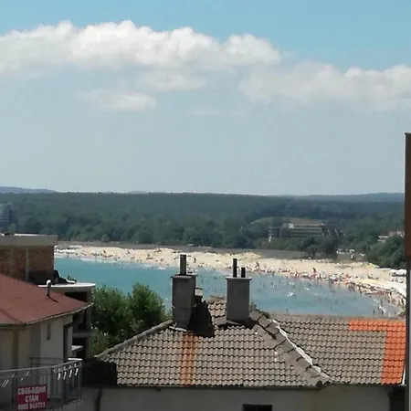 招待所 деневи 普里莫尔斯科