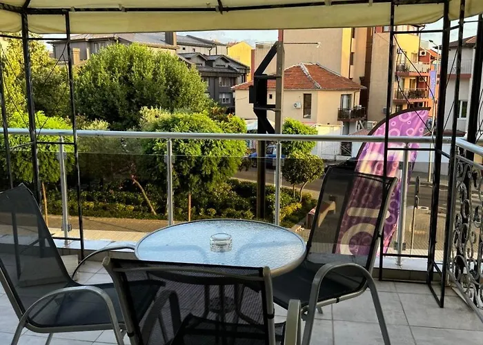 Vendégház деневи